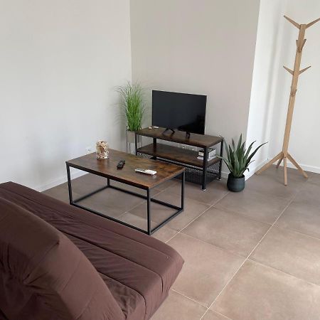 Maison Fleurs De Lys, Climatisee, Wifi Et Parking Privee Gratuit, Lave-Linge, Vernon Giverny Εξωτερικό φωτογραφία